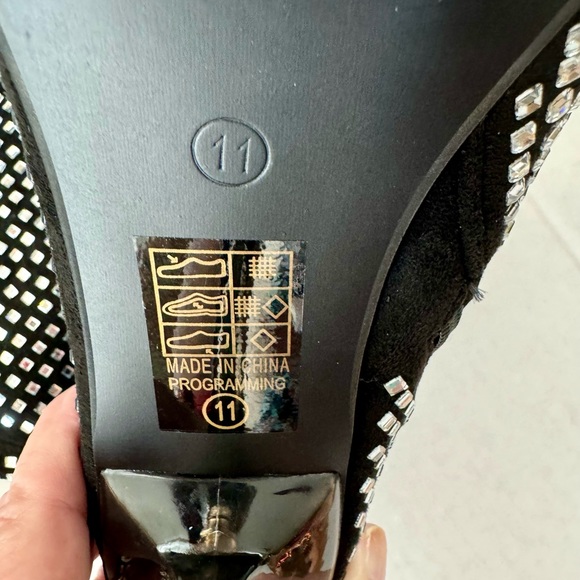 NWOT! NEW NEW NEW NEVER WORN! Knee-high, High Heel Rhinestone Boots Sz 11 - NYE - Picture 6 of 8